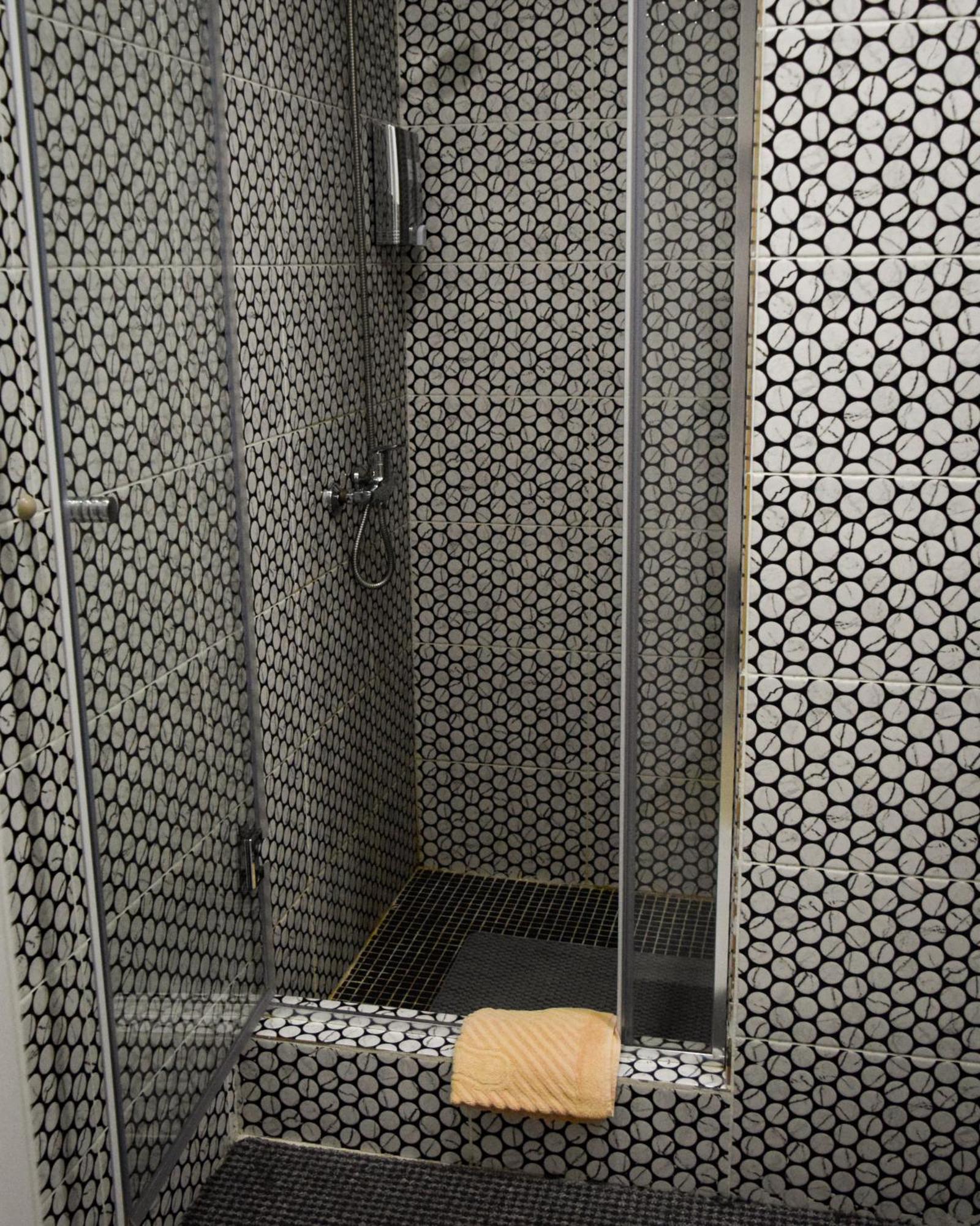 Hotel "Continent" Halal Karaganda Luaran gambar